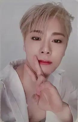 Moonbin · Switch On