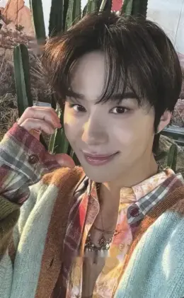Jungwoo · Walk