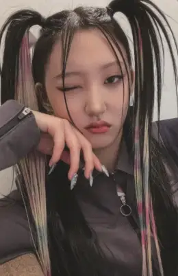Hwiseo · Rose Blossom