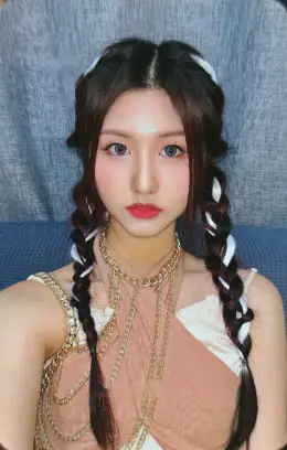 Jiyoung · LOVE TAKER