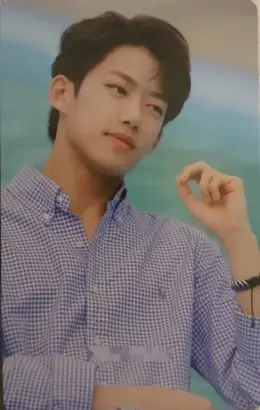 Lee Junyoung · From:IZ