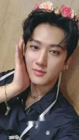 Changbin · Scars / Thunderous (Japanese ver.)