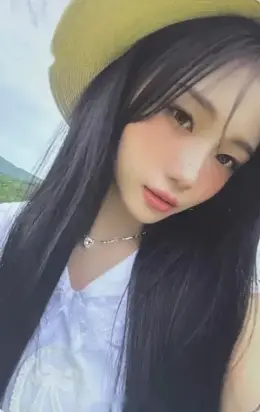 Youngeun · Magic Hour