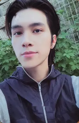 Hendery · Universe