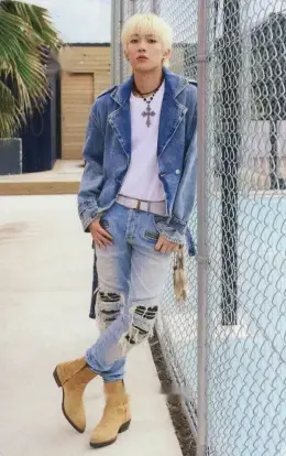 TAEMIN · Teenage Blue