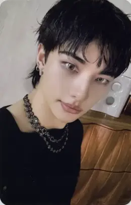 Hyunjin · DO IT