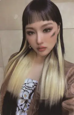 Siyeon · Apocalypse : Save Us