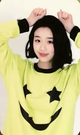 Chaeyeon · Grapes