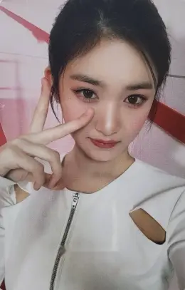 Leeseo · WAVE