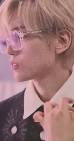 Jonggil · The white album