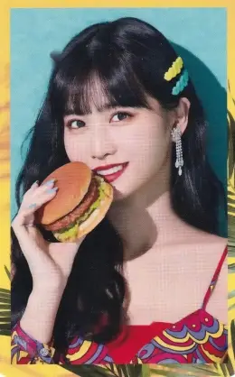 Momo · Happy Happy
