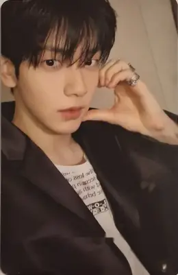 Soobin · 7TH YEAR: A Moment of Stillness in the Thorns
