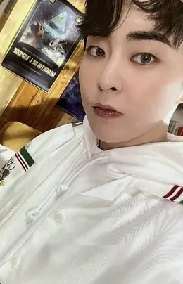Xiumin · Don't Fight the Feeling
