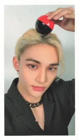 Hyunjin · CIRCUS
