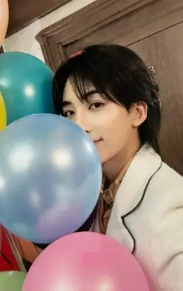 Jeonghan · Spill the Feels