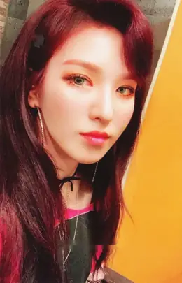 Wendy · The Perfect Red Velvet