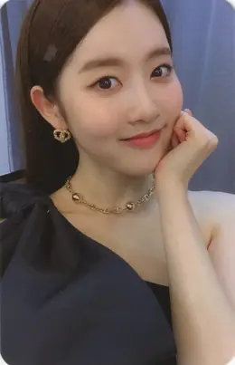 Sieun · Star To A Young Culture