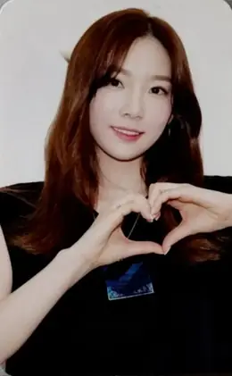 Taeyeon · YSNEAKERS X ASTELL&ASPR Sneakers