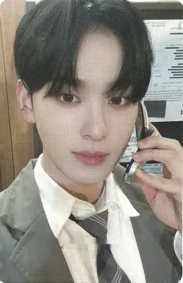 Hyunsik · Glowy Day