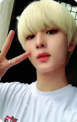 Jisung · RISING