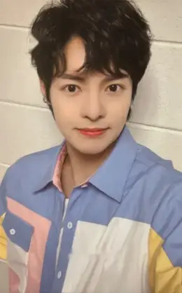 Hwi · I Like You