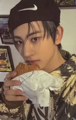 Hyungseok · Youni-T