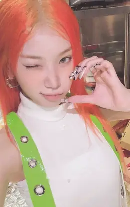 Kim Chaewon · SPAGHETTI