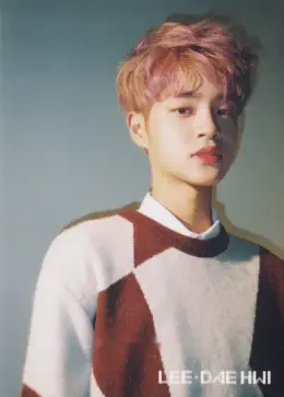 Daehwi · 1-1=0 (Nothing Without You)