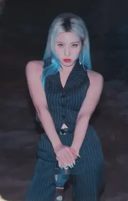 Hyunjung · Roll the Dice