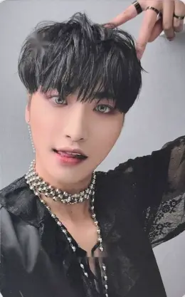 Seonghwa · THE WORLD EP.PARADIGM