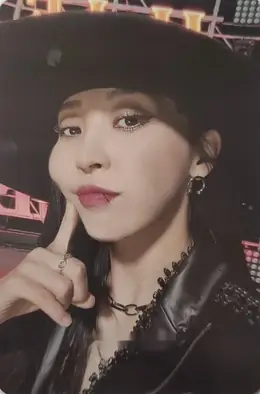 Moonbyul · MIC ON