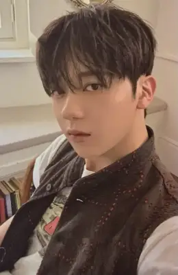 Yechan · N