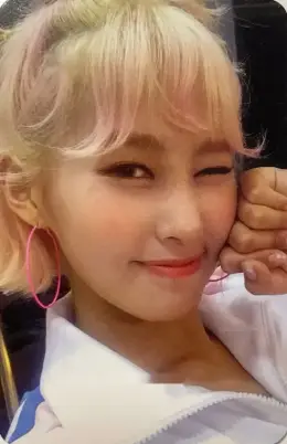 Yuha · Hi! PRISTIN