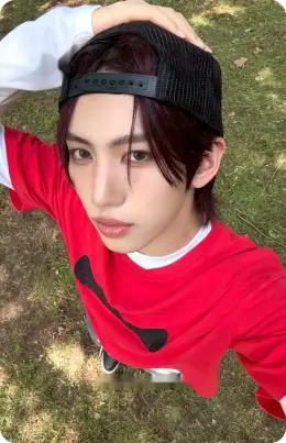 Kim JuHo · unevermet