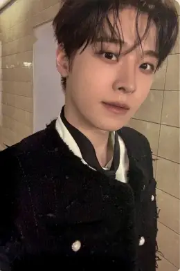Seongmin · TUNED IN