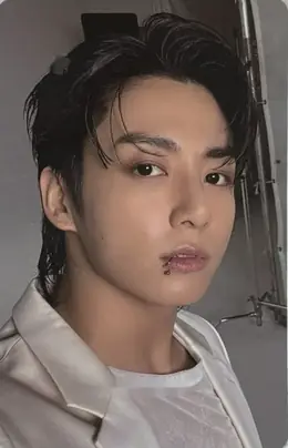 Jungkook · Golden