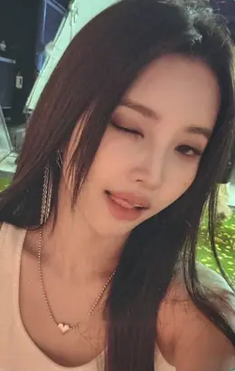 Soyeon · HEAT