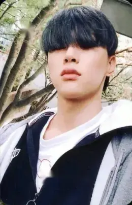 Hyunbin · New Moon