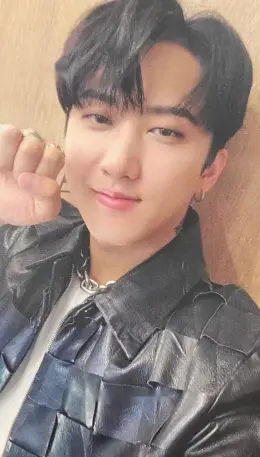 Changbin · Scars / Thunderous (Japanese ver.)