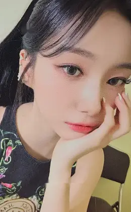 Youngeun · Magic Hour