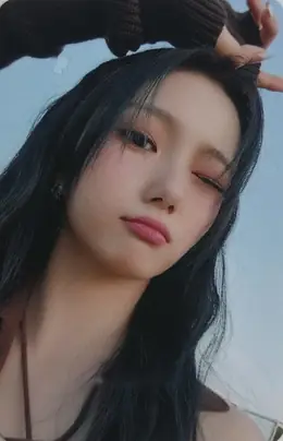 Youngeun · Magic Hour