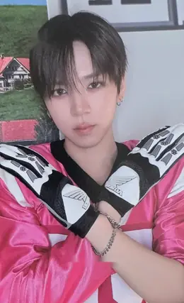 Hyunjun · [.exe]