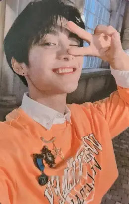 Park Junhee · Adventures in Wonderland