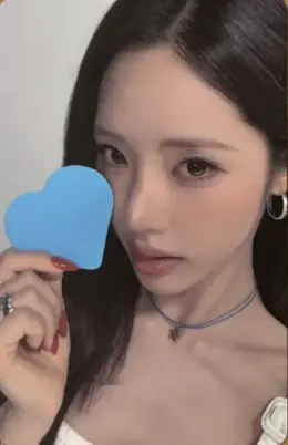 Jiwon · Glow ME