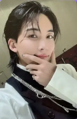 Jeonghan · 17 IS RIGHT HERE