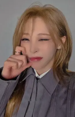 Moonbyul · 4WARD