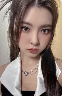 Dayeon · FLY-UP