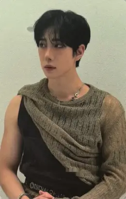 Jongwoo · 1’ONLY