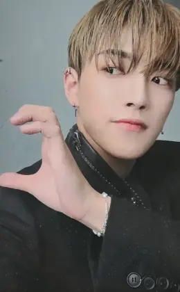 Hongjoong · THE WORLD EP.PARADIGM