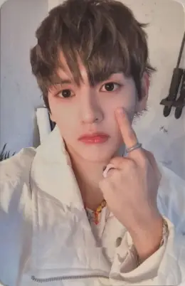 Sungyun · Happy &
